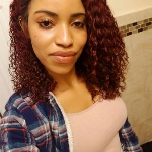 Meet your Posher, Aicha